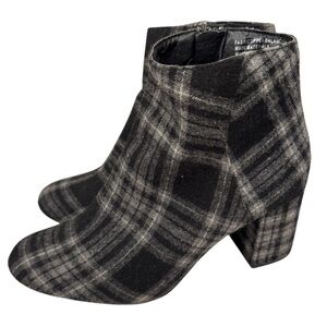 Diba Plaid Chunky Block Heel Ankle Boots Size 9.5